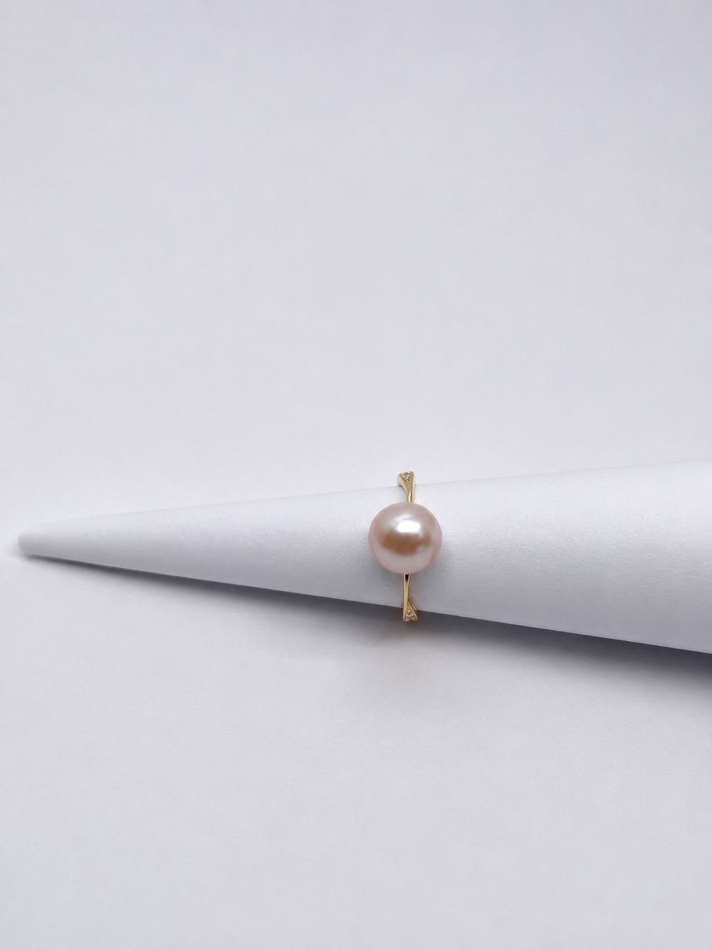 18K Gold Freshwater Pink Pearl Solitaire Ring