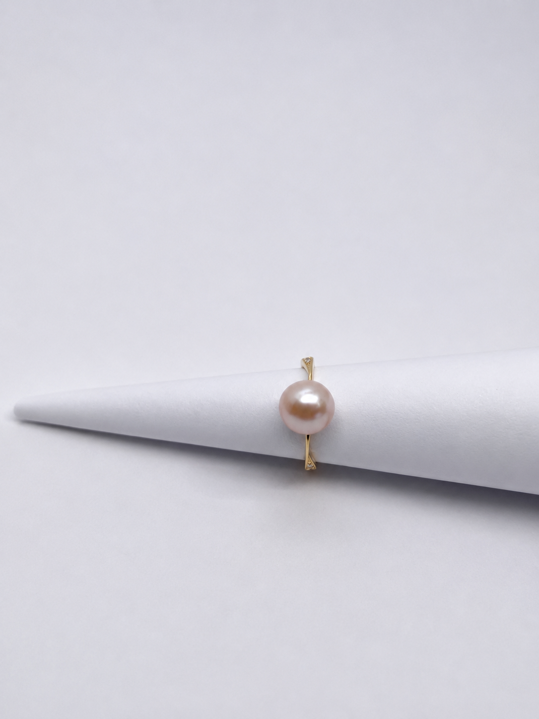 18K Gold Freshwater Pink Pearl Solitaire Ring