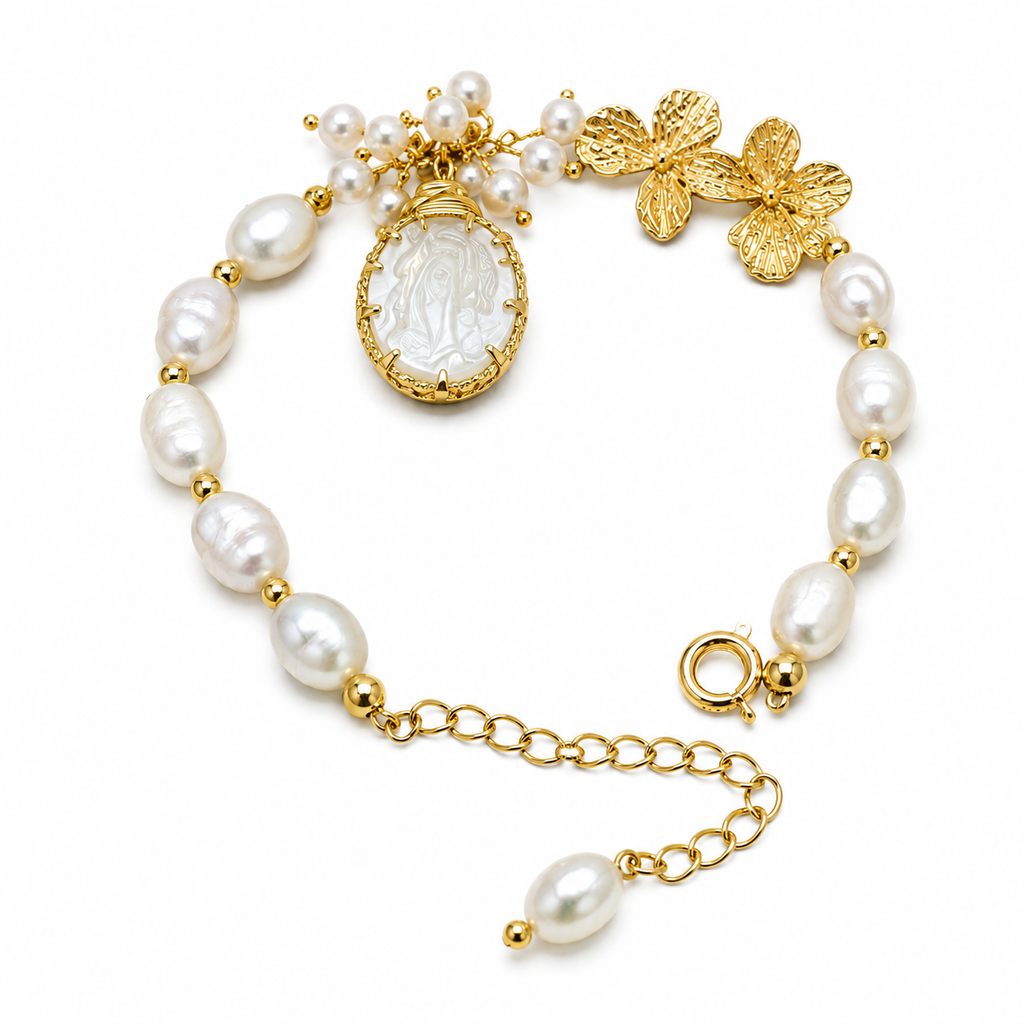 Vintage Pearl Cameo Bracelet